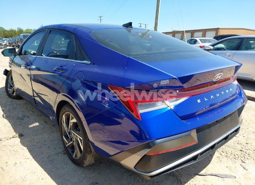 Photo 3 of 2024 Hyundai Elantra SEL (VIN KMHLS4DG4RU734664)