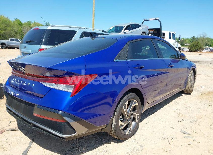 Photo 4 of 2024 Hyundai Elantra SEL (VIN KMHLS4DG4RU734664)