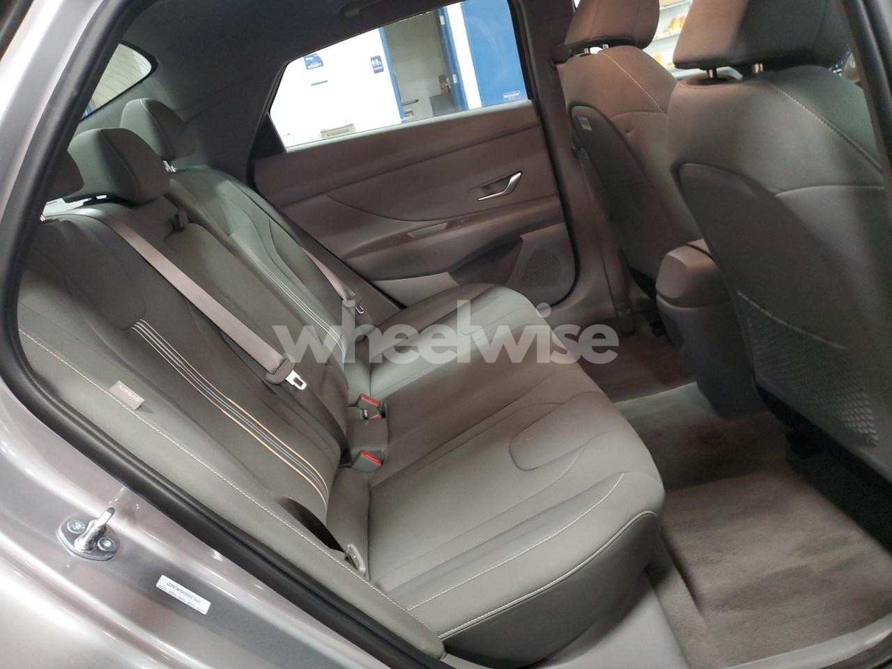 Photo 10 of 2025 HYUNDAI ELANTRA SEL (VIN KMHLS4DG4SU019437)