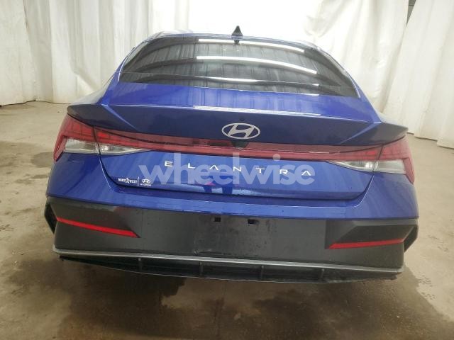 Photo 10 of 2025 HYUNDAI ELANTRA SEL (VIN KMHLS4DG4SU954943)