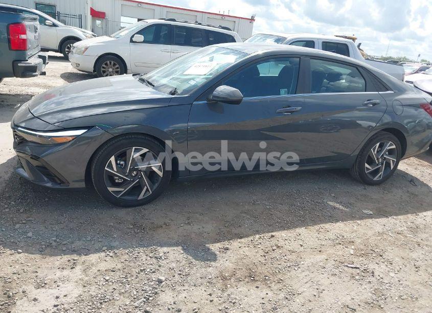 Photo 14 of 2025 Hyundai Elantra SEL CONVENIENCE (VIN KMHLS4DG4SU965621)