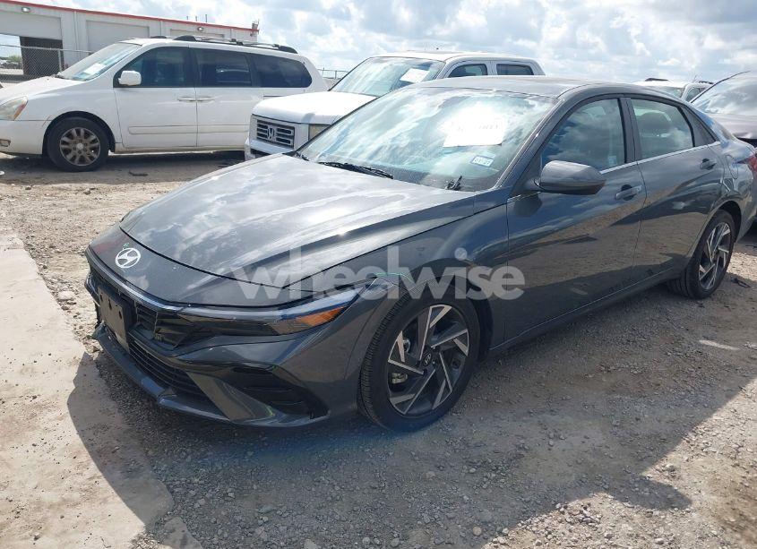 Photo 2 of 2025 Hyundai Elantra SEL CONVENIENCE (VIN KMHLS4DG4SU965621)