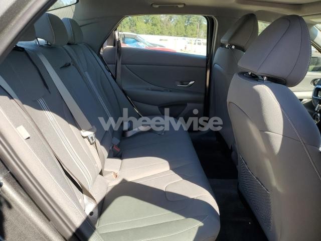 Photo 7 of 2025 HYUNDAI ELANTRA SEL (VIN KMHLS4DG4SU978465)