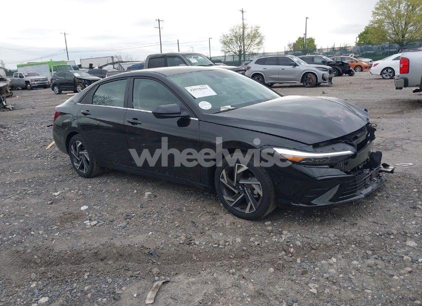 2025 Hyundai Elantra SEL CONVENIENCE (VIN KMHLS4DG5SU853801) main photo