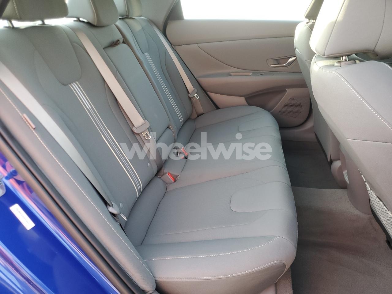 Photo 10 of 2025 HYUNDAI ELANTRA SEL (VIN KMHLS4DG5SU888760)