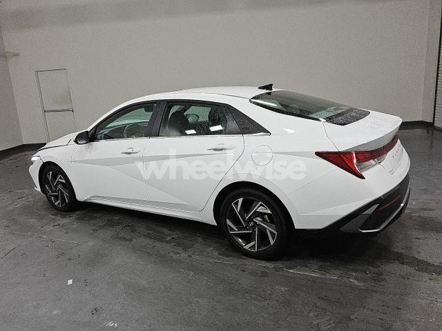 Photo 13 of 2025 HYUNDAI ELANTRA SEL (VIN KMHLS4DG5SU948424)