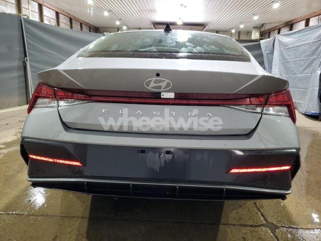 Photo 4 of 2025 HYUNDAI ELANTRA SEL (VIN KMHLS4DG5SU950030)