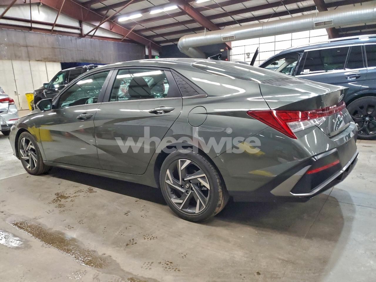 Photo 2 of 2025 HYUNDAI ELANTRA SEL (VIN KMHLS4DG5SU977583)