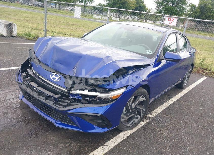 Photo 2 of 2024 Hyundai Elantra SEL (VIN KMHLS4DG6RU812409)