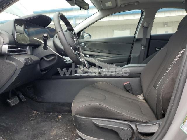 Photo 7 of 2025 HYUNDAI ELANTRA SEL (VIN KMHLS4DG6SU855234)