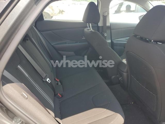 Photo 3 of 2024 HYUNDAI ELANTRA SEL (VIN KMHLS4DG7RU679630)
