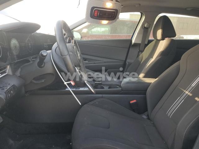 Photo 6 of 2024 HYUNDAI ELANTRA SEL (VIN KMHLS4DG7RU789173)