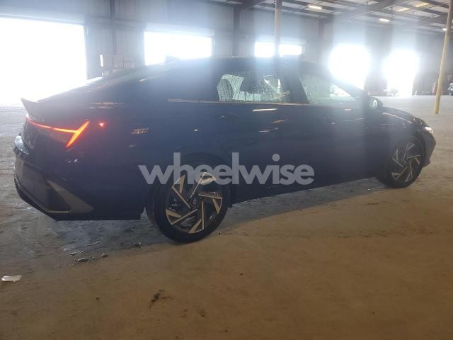 Photo 2 of 2025 HYUNDAI ELANTRA SEL (VIN KMHLS4DG7SU906028)