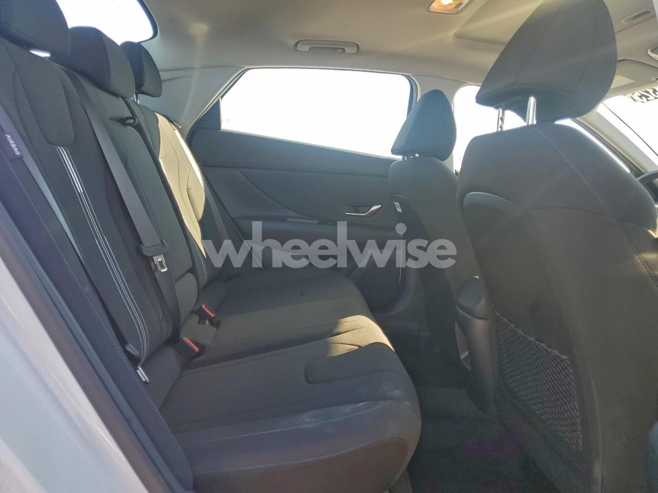 Photo 10 of 2025 HYUNDAI ELANTRA SEL (VIN KMHLS4DG7SU947243)