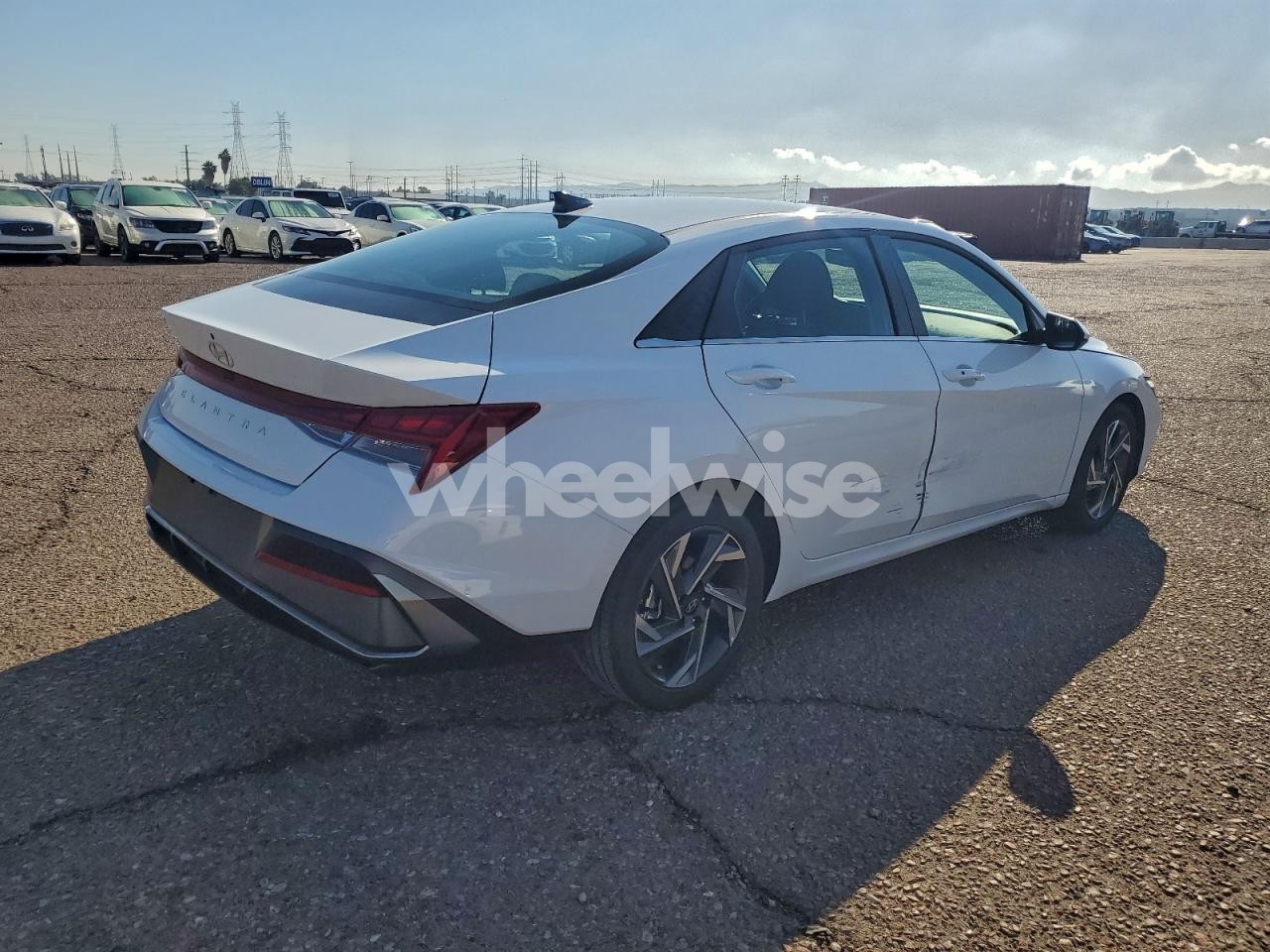 Photo 3 of 2025 HYUNDAI ELANTRA SEL (VIN KMHLS4DG7SU947243)