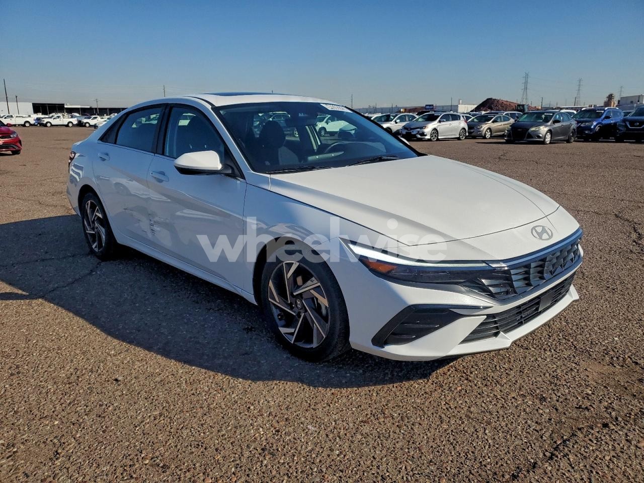 Photo 4 of 2025 HYUNDAI ELANTRA SEL (VIN KMHLS4DG7SU947243)