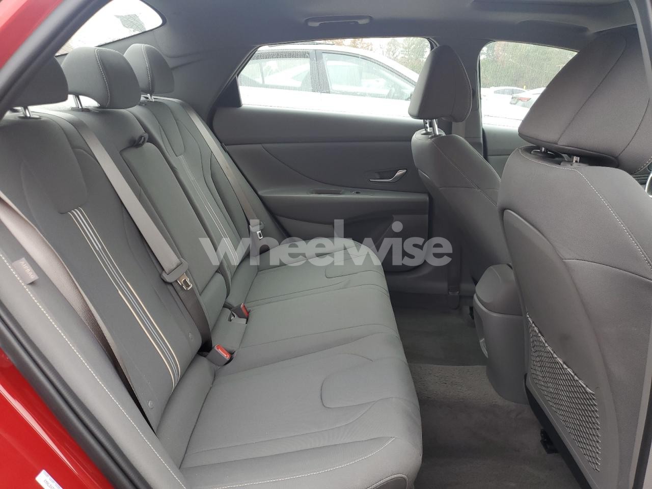 Photo 10 of 2025 HYUNDAI ELANTRA SEL (VIN KMHLS4DG9SU043376)