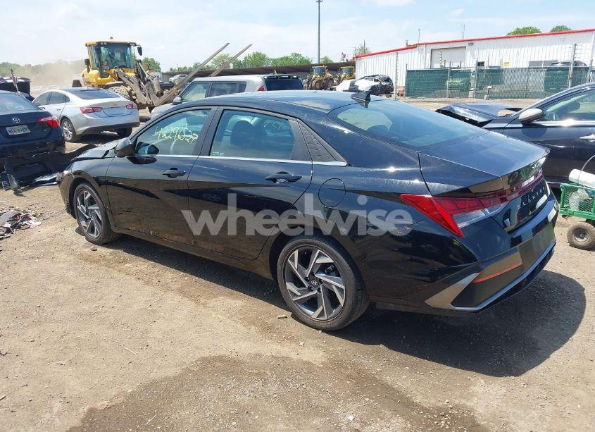 Photo 3 of 2025 Hyundai Elantra SEL CONVENIENCE (VIN KMHLS4DG9SU910615)