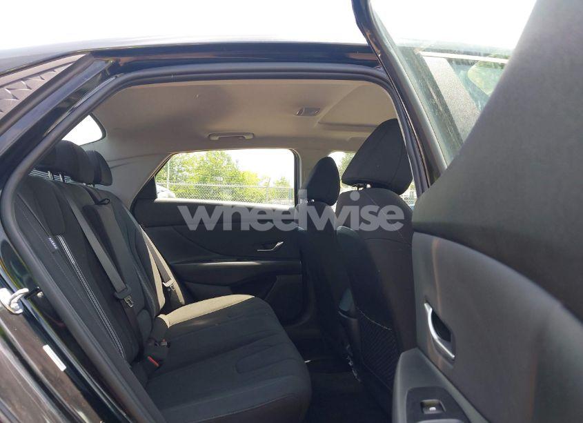 Photo 8 of 2025 Hyundai Elantra SEL CONVENIENCE (VIN KMHLS4DG9SU910615)