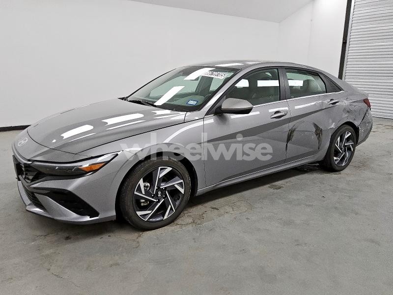 Photo 13 of 2025 HYUNDAI ELANTRA SEL (VIN KMHLS4DG9SU912610)