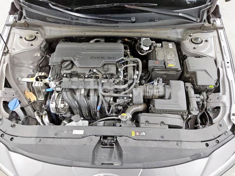 Photo 2 of 2025 HYUNDAI ELANTRA SEL (VIN KMHLS4DG9SU912610)