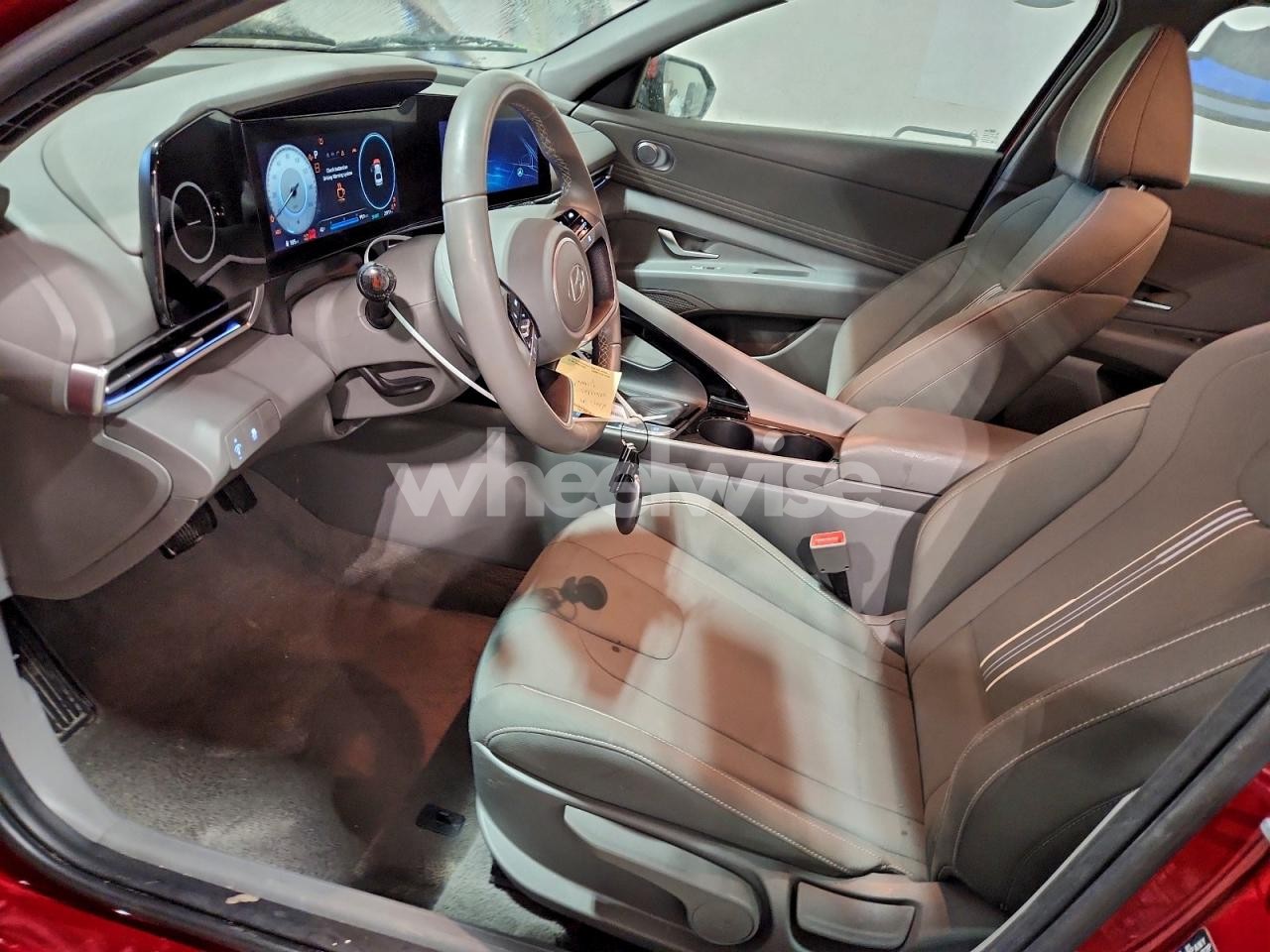 Photo 7 of 2025 HYUNDAI ELANTRA SEL (VIN KMHLS4DG9SU950595)