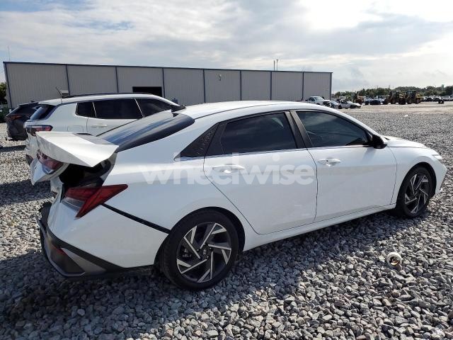 Photo 10 of 2024 HYUNDAI ELANTRA SEL (VIN KMHLS4DGXRU647593)
