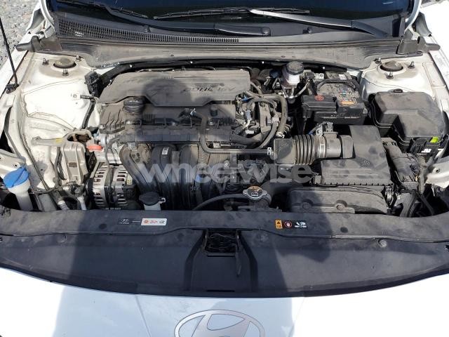 Photo 4 of 2024 HYUNDAI ELANTRA SEL (VIN KMHLS4DGXRU647593)