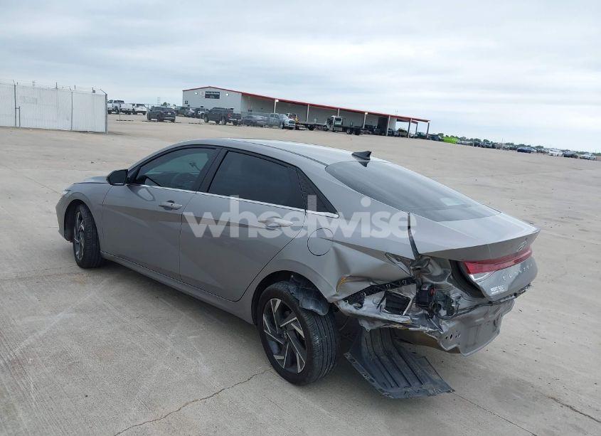Photo 3 of 2024 Hyundai Elantra SEL (VIN KMHLS4DGXRU717514)