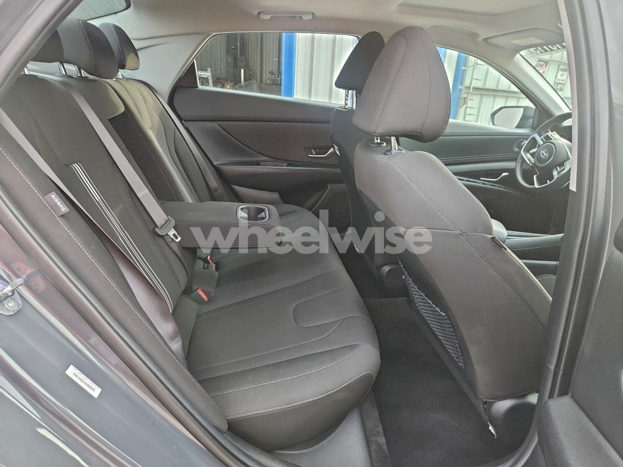 Photo 10 of 2025 HYUNDAI ELANTRA SEL (VIN KMHLS4DGXSU880279)