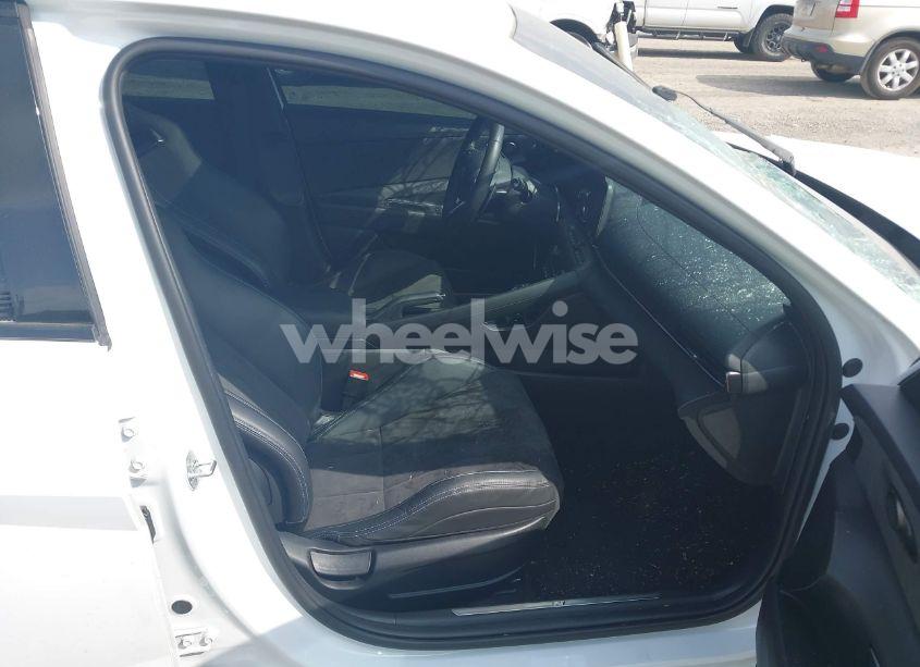 Photo 5 of 2022 Hyundai Elantra N (VIN KMHLW4AK8NU007695)