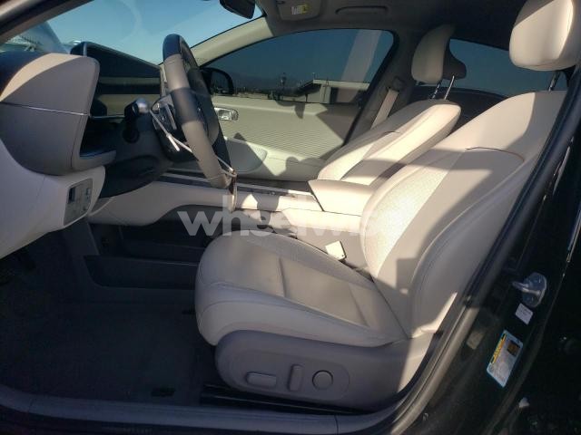 Photo 5 of 2024 HYUNDAI IONIQ 6 SEL (VIN KMHM34AA5RA066778)