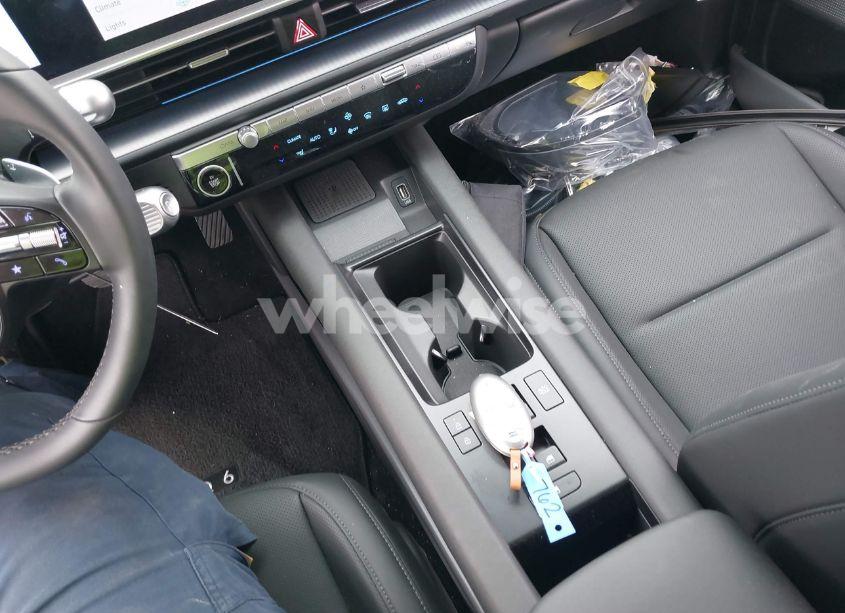 Photo 11 of 2025 Hyundai Ioniq 6 SEL (VIN KMHM34AA5SA082971)