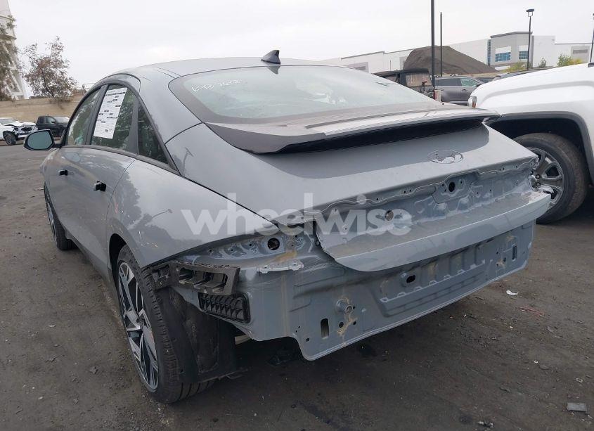 Photo 3 of 2025 Hyundai Ioniq 6 SEL (VIN KMHM34AA5SA082971)