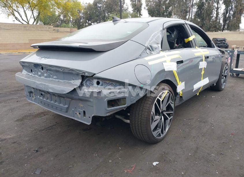 Photo 4 of 2025 Hyundai Ioniq 6 SEL (VIN KMHM34AA5SA082971)