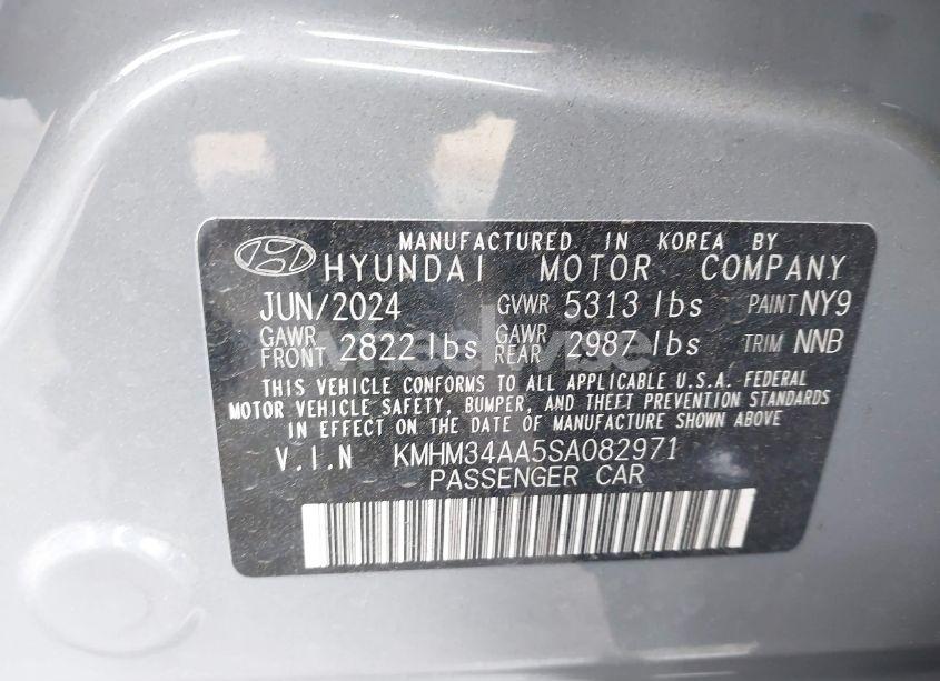 Photo 9 of 2025 Hyundai Ioniq 6 SEL (VIN KMHM34AA5SA082971)