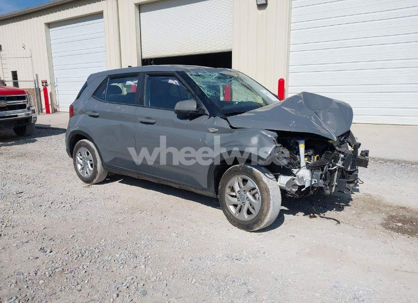 2022 Hyundai Venue SE (VIN KMHRB8A30NU177247) main photo