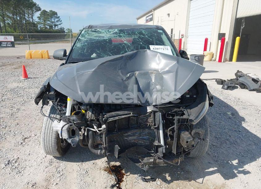 Photo 6 of 2022 Hyundai Venue SE (VIN KMHRB8A30NU177247)