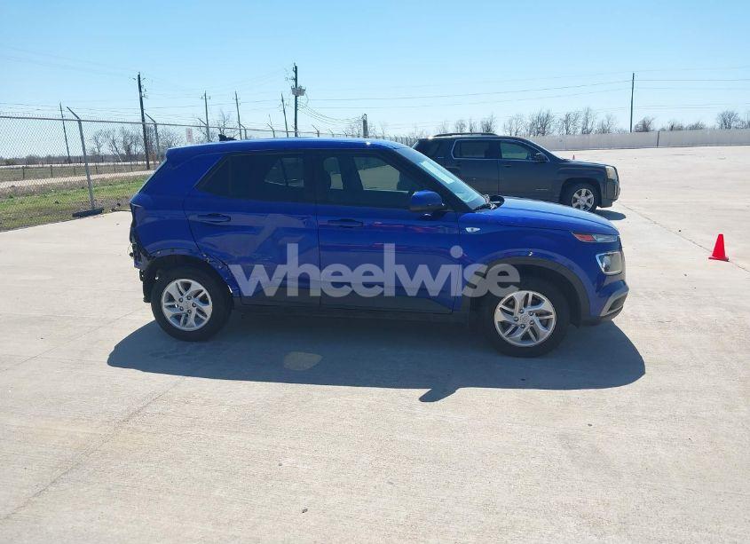 Photo 13 of 2022 Hyundai Venue SE (VIN KMHRB8A39NU202839)