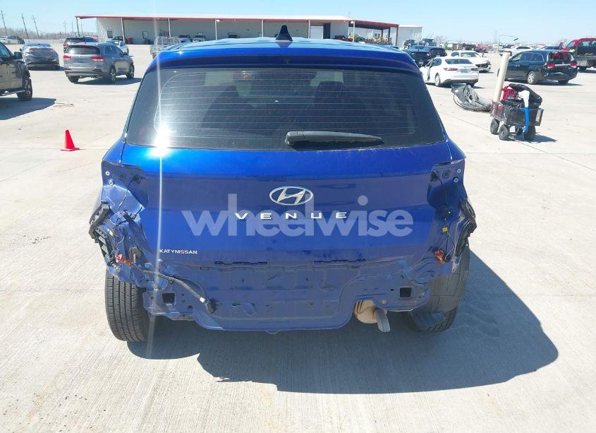 Photo 16 of 2022 Hyundai Venue SE (VIN KMHRB8A39NU202839)