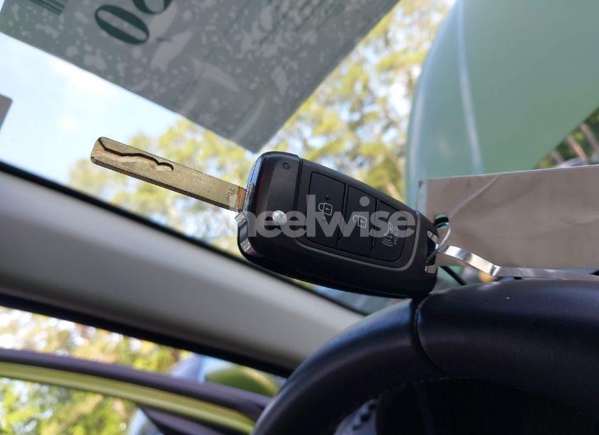 Photo 11 of 2022 Hyundai Venue SEL (VIN KMHRC8A31NU178646)