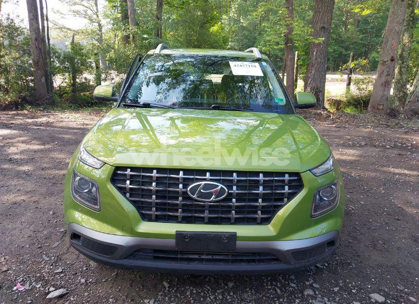 Photo 12 of 2022 Hyundai Venue SEL (VIN KMHRC8A31NU178646)