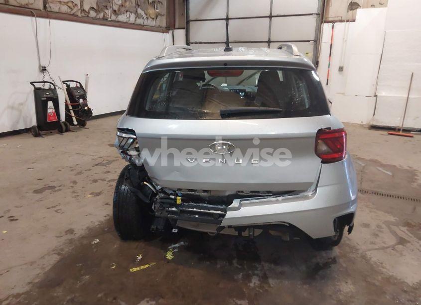 Photo 17 of 2023 Hyundai Venue SEL (VIN KMHRC8A31PU223586)