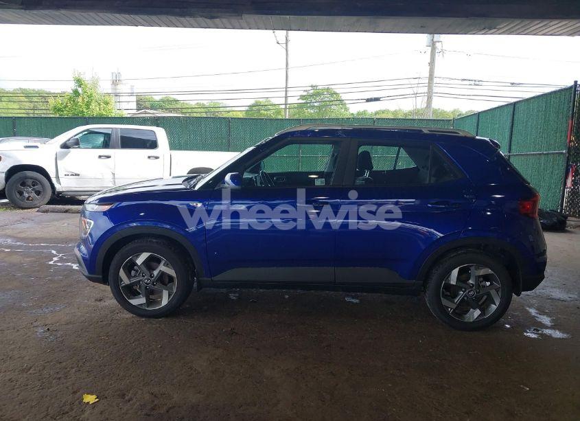 Photo 14 of 2025 Hyundai Venue SEL (VIN KMHRC8A32SU362585)