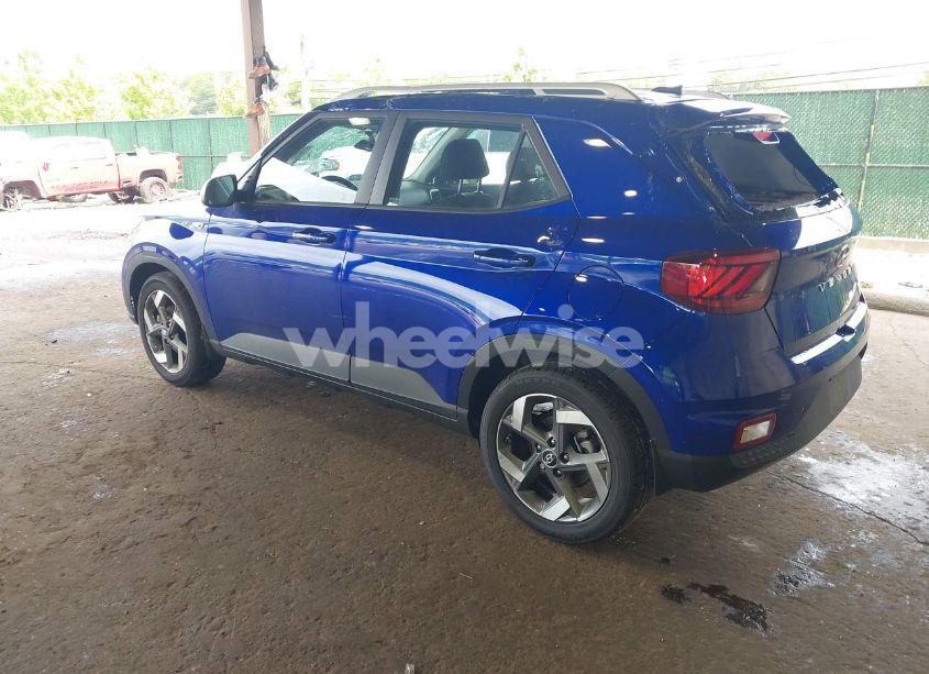 Photo 3 of 2025 Hyundai Venue SEL (VIN KMHRC8A32SU362585)