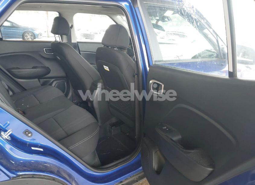 Photo 8 of 2025 Hyundai Venue SEL (VIN KMHRC8A32SU362585)