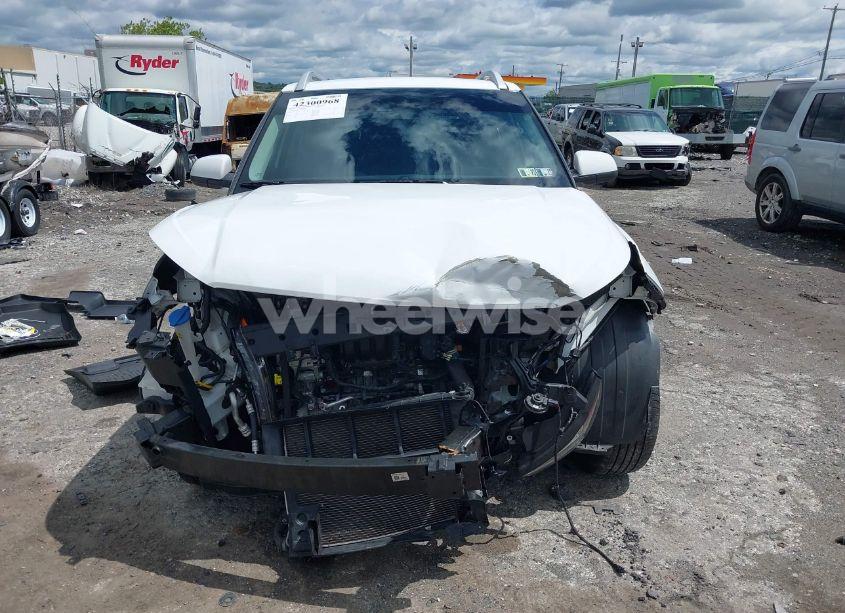 Photo 13 of 2022 Hyundai Venue SEL (VIN KMHRC8A35NU158934)