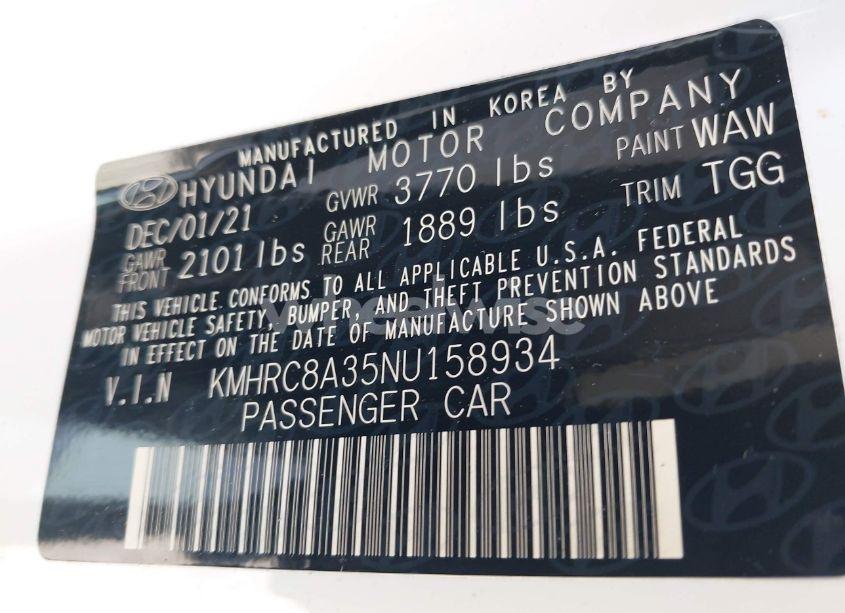 Photo 9 of 2022 Hyundai Venue SEL (VIN KMHRC8A35NU158934)