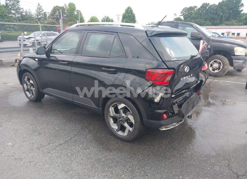 Photo 3 of 2023 Hyundai Venue SEL (VIN KMHRC8A35PU221596)