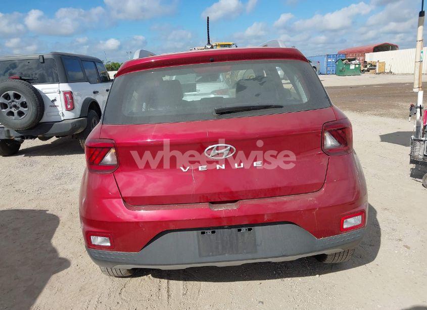 Photo 15 of 2024 Hyundai Venue LIMITED (VIN KMHRC8A35RU305128)